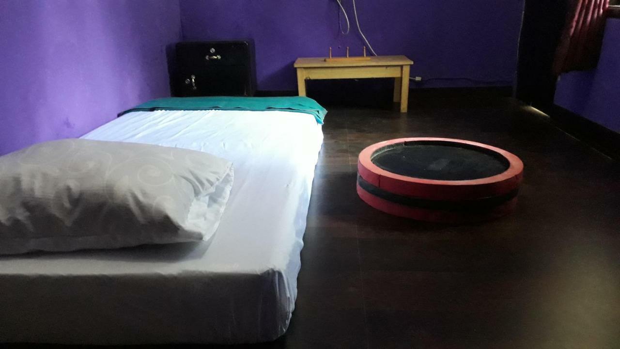 Jabu Rosmina Hotell Citeureup Eksteriør bilde